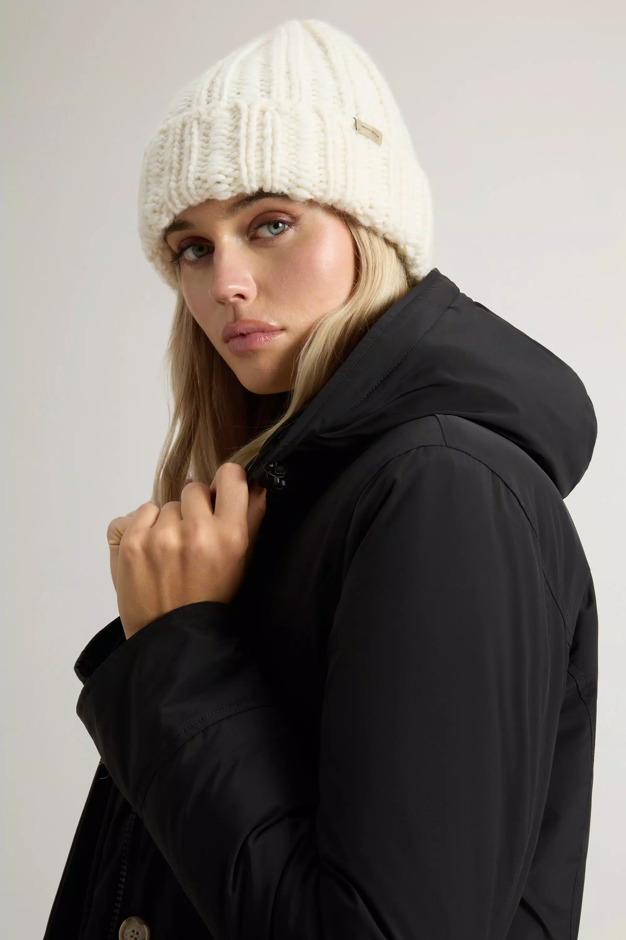 Arctic Parka in Urban Touch with Detachable Fur - Black