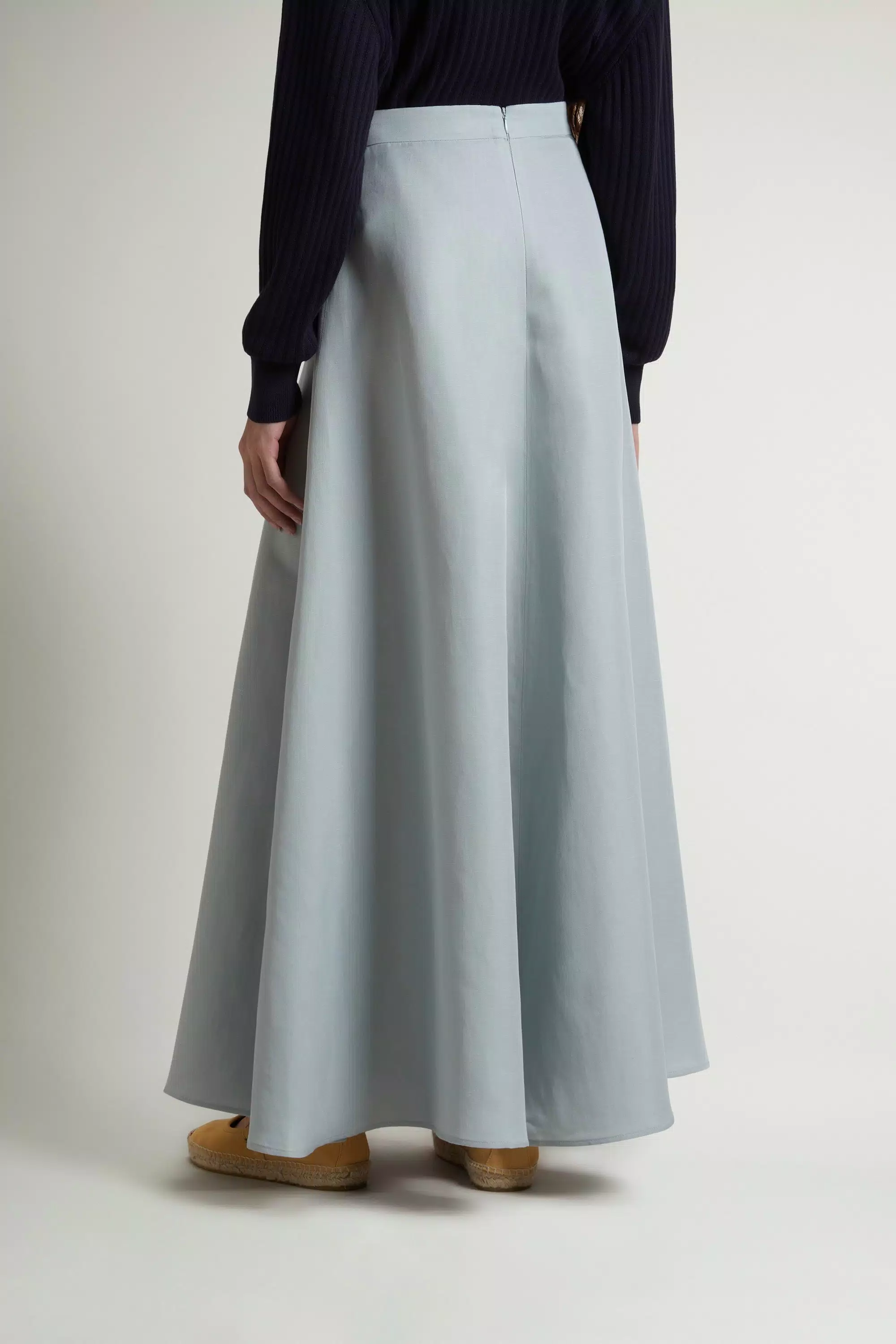 Long Skirt in Linen Blend - Alpine Tundra