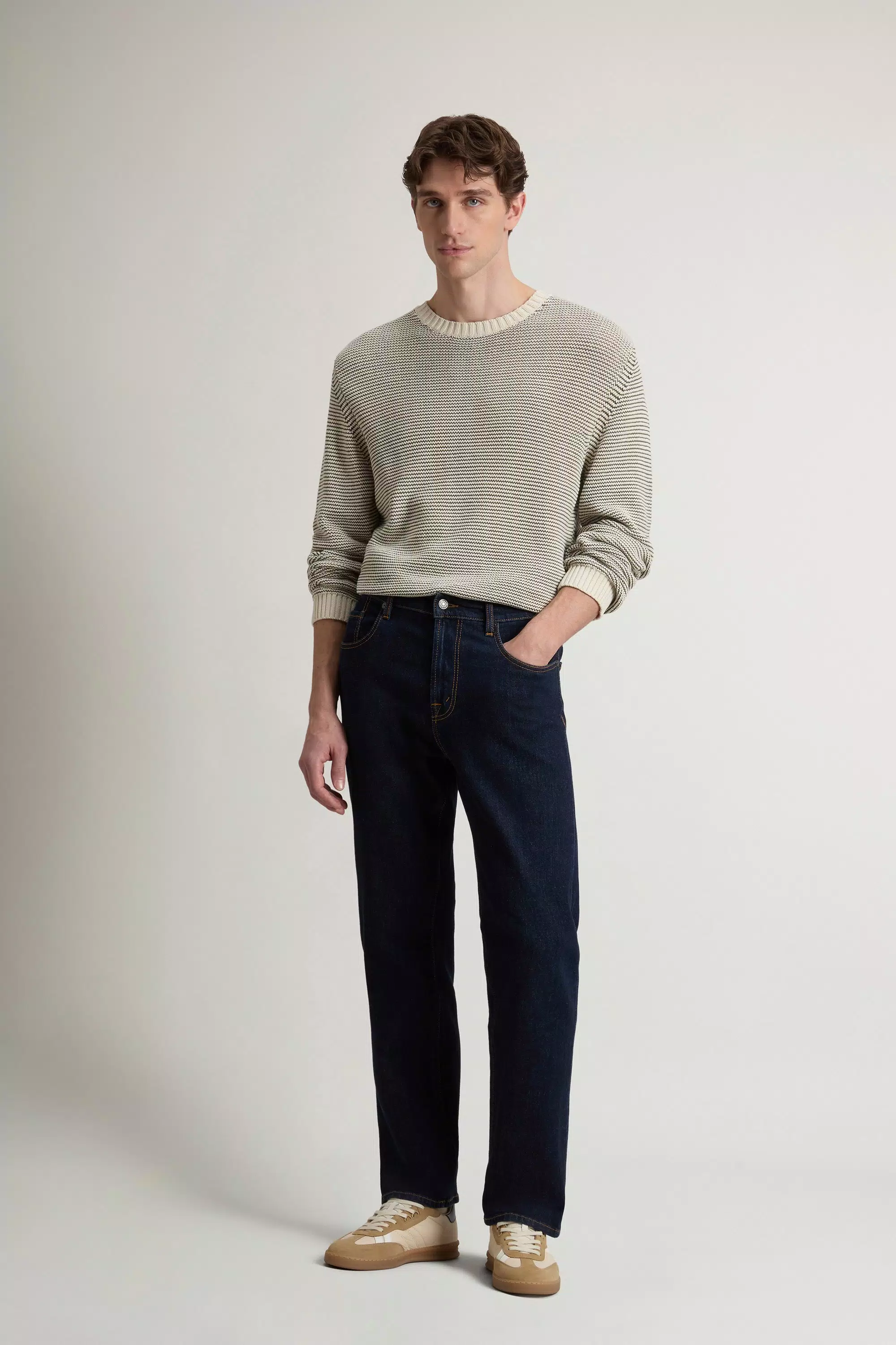 Contemporary Five-Pocket Jeans in Stretch Cotton Denim - Rinse Washed