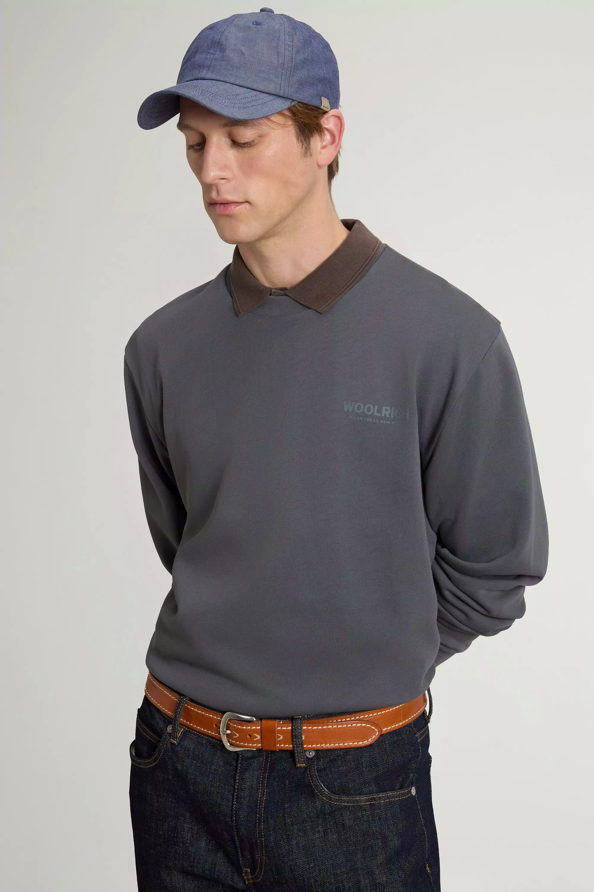 Crewneck Sweatshirt in Pure Cotton with Macro Logo on the Back - Grey Shadow