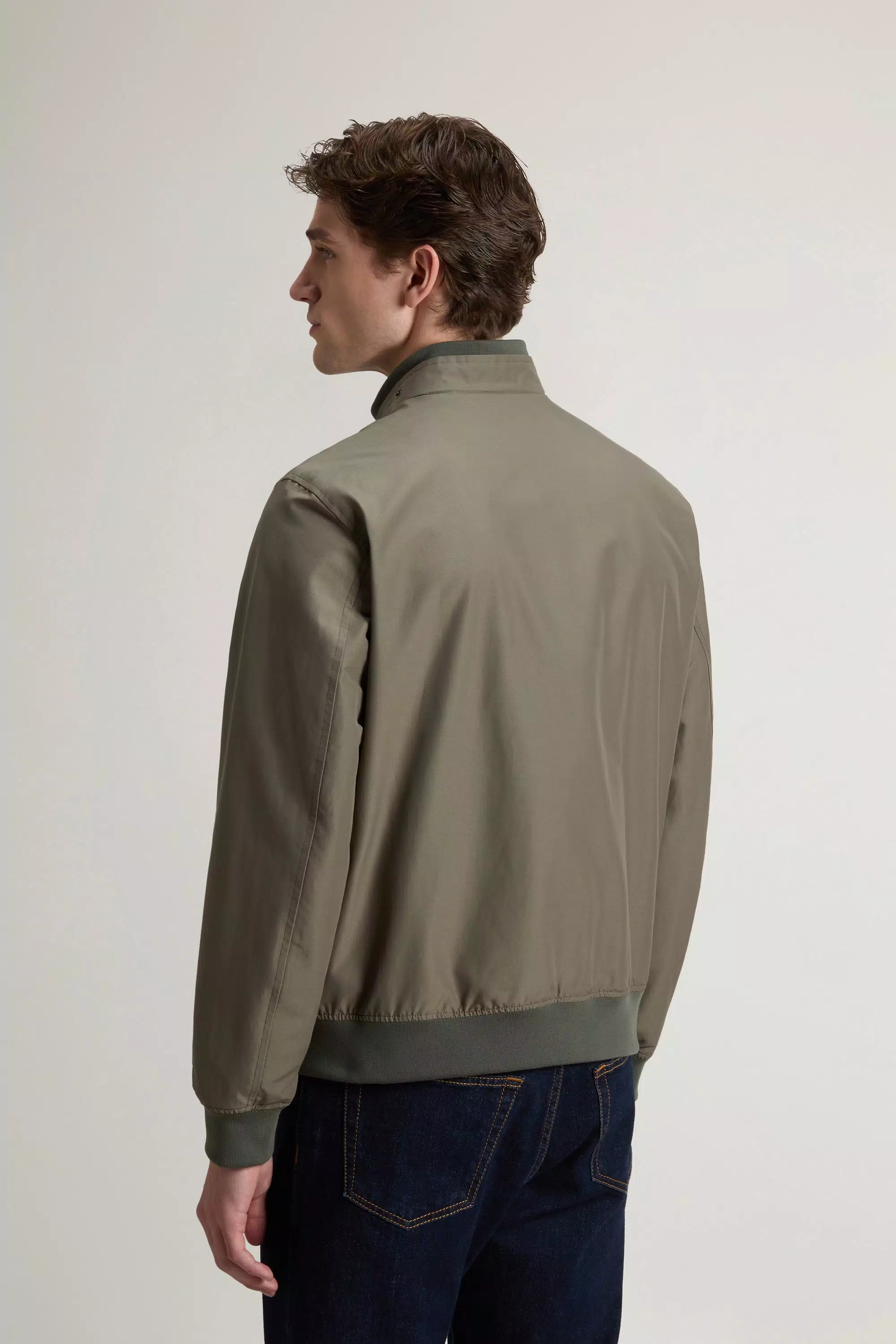 Lewis Bomber Jacket in Light Ramar - Smokey Olive